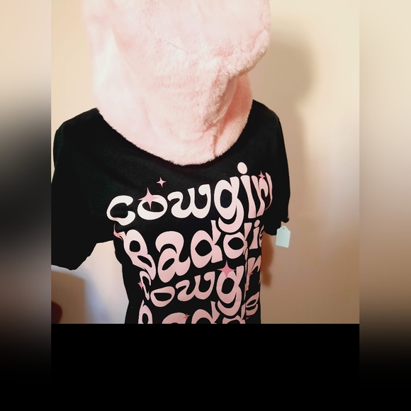 🩷#Cowgirl baddie t-shirt. Hat sold separately 🐎 - Picture 12 of 17